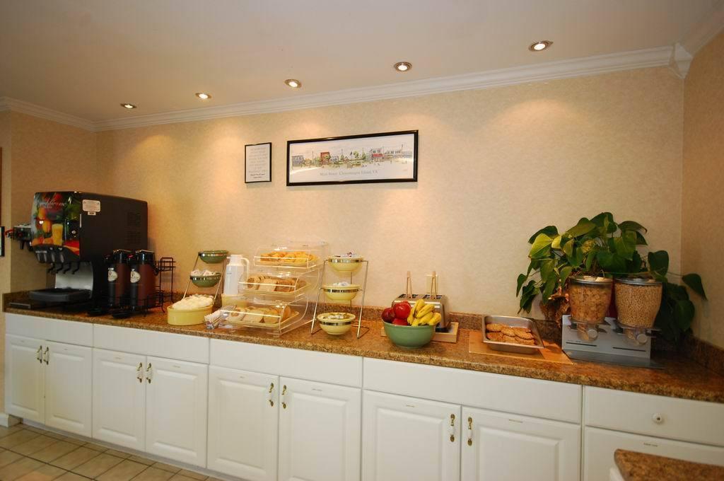 Atlantic Shores Inn And Suites Chincoteague Restoran gambar